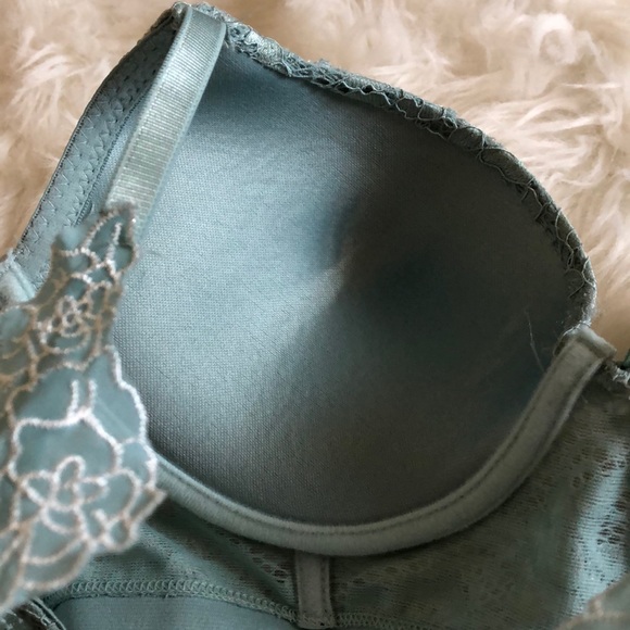 Flower lace push up bra crossed strap - Picture 7 of 8